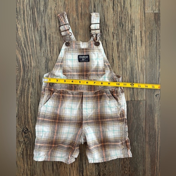 OshKosh B’gosh Vestbak Bib Overall Shorts 24 Months Plaid Shortalls Brown Multi - Picture 4 of 10